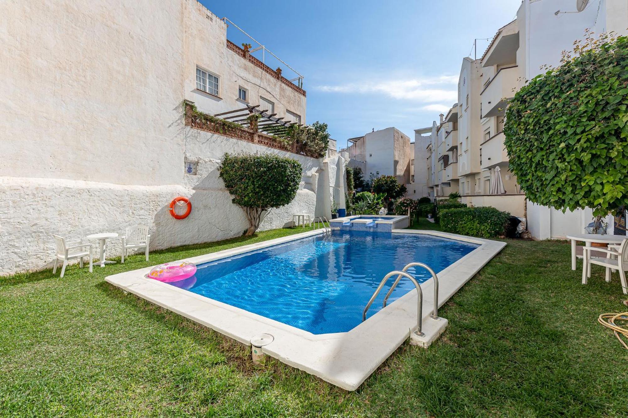 797 Holiday Rentals - Piso Para 3 En La Carihuela Con Piscina Torremolinos Exterior foto